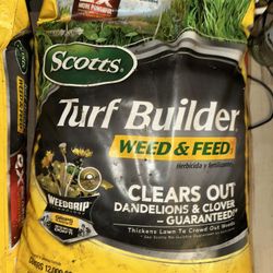 Scott’s Weed & Feed Turf Builder, 34.3lbs/12k sqft.