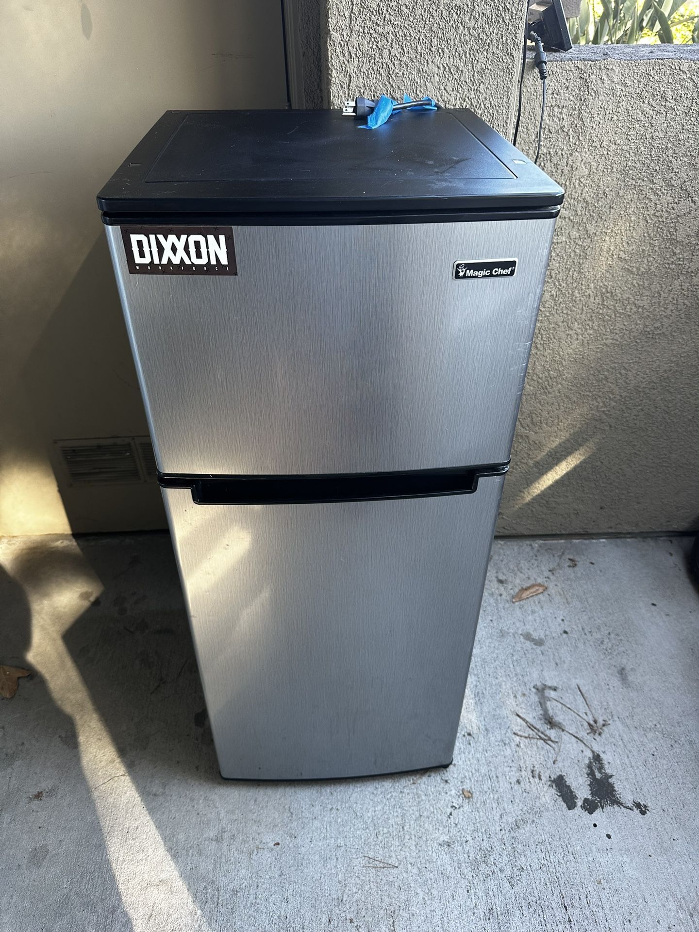 Mini Fridge With Freezer