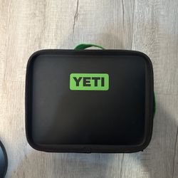 Yeti Lunch Box Green And Black