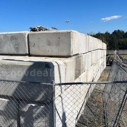 200 Concrete Blocks