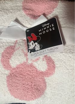 Minnie Mouse Soft Blanket