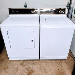 Maytag Washer and Dryer set 