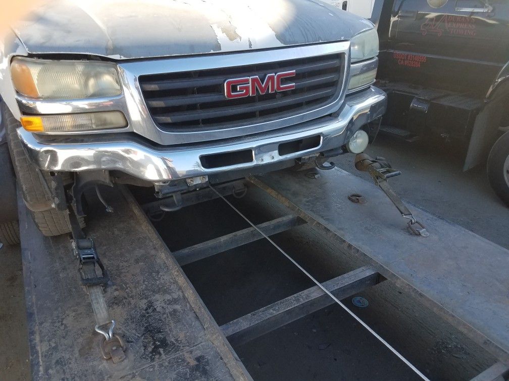 2004 gmc pickup parts for Sale in Fontana, CA OfferUp