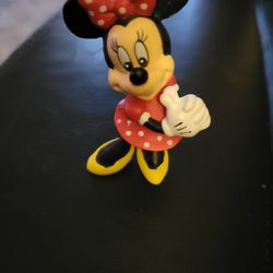 Minnie  Mouse  Figurine 