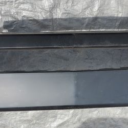 💝 Front Bumpers for Silverado 1500
Cover; Unpainted
(03-06 Silverado 1500 SS #W1139