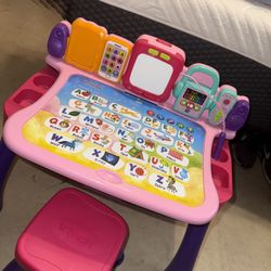 V Tech Learning Desk