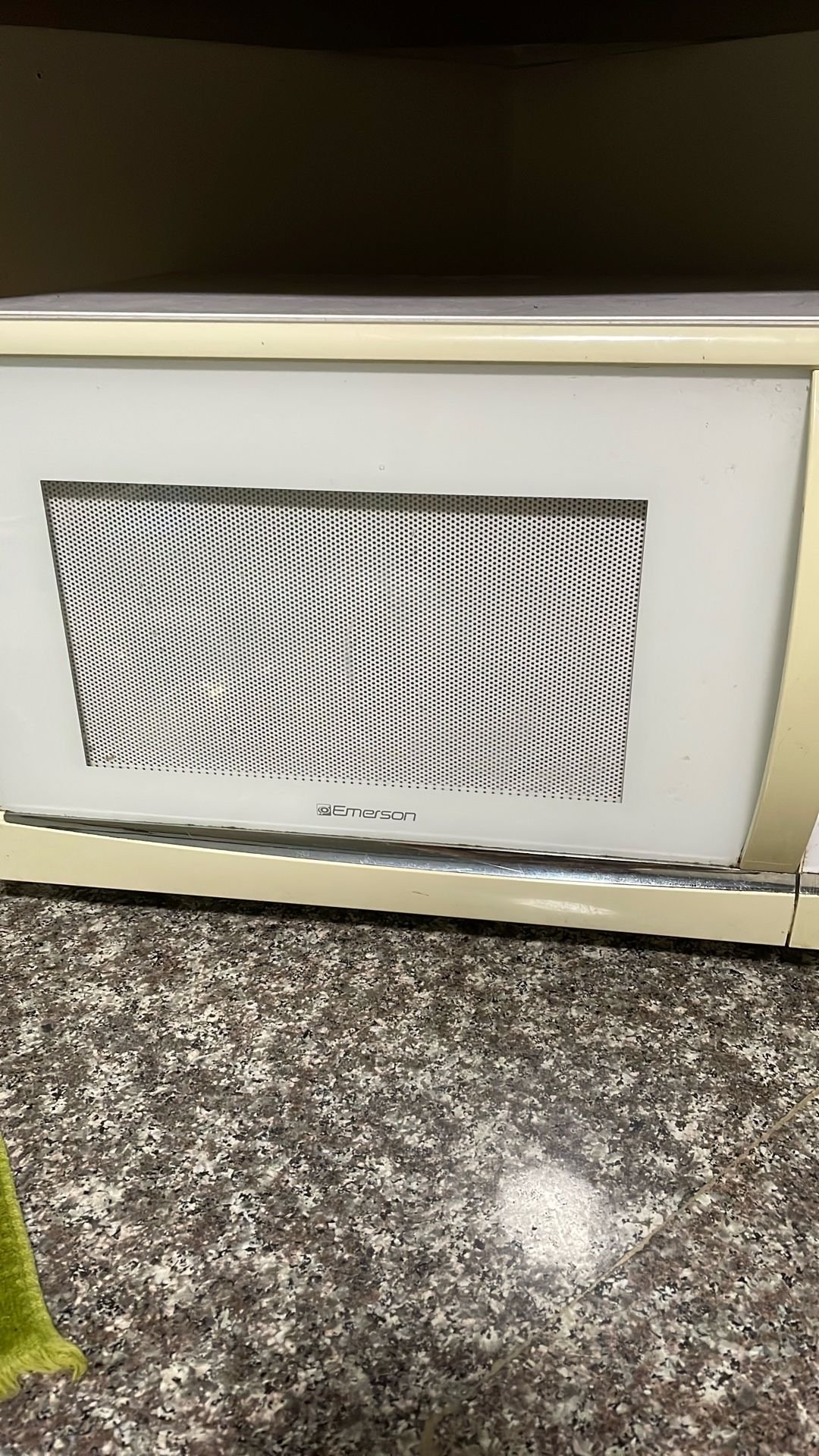 Microwave In A Good Condition