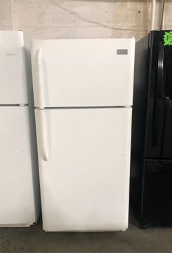 White refrigerator Frigidaire