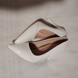 White Heels 8 .5