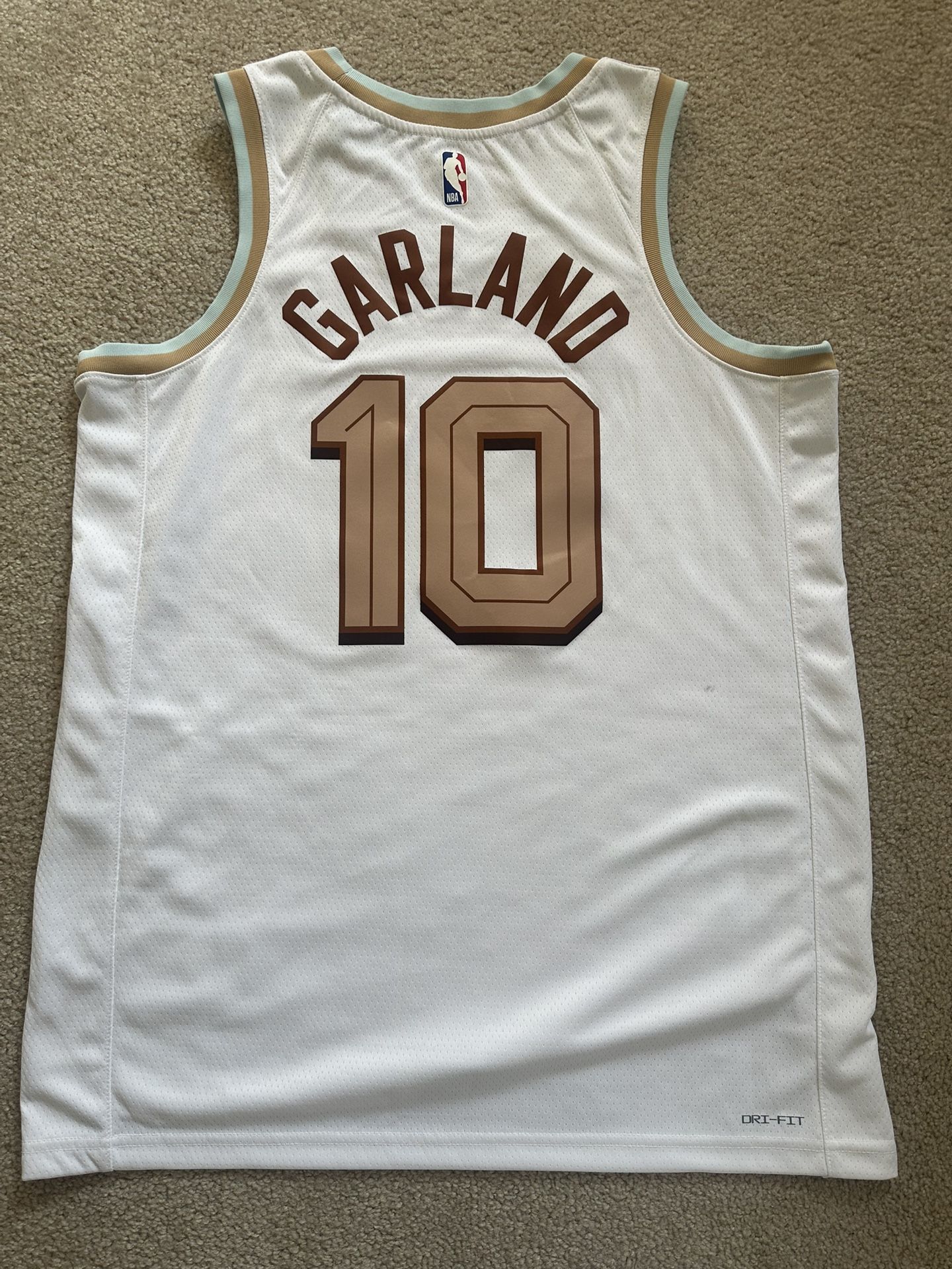 DARIUS GARLAND NBA JERSEY