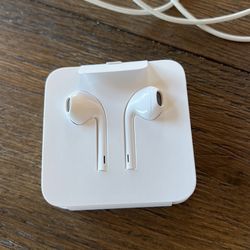 iPhone Ear Buds