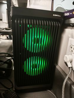 Intel I7 PC custom look