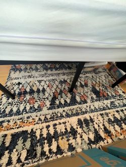 Rug Apartment/Area Sized
