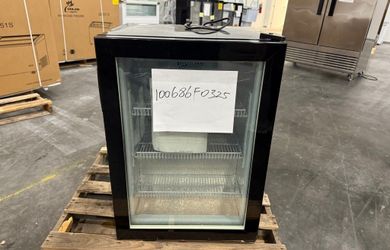   Clearance Merchandiser Glass Freezer Not cooling 100686F0325