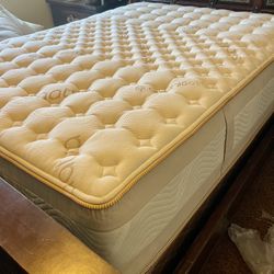Queen Size Mattress - Thick 14” Mattress