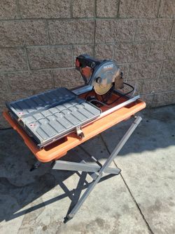 RIDGID
9-Amp 7 in. Blade Corded Wet Tile Saw with Stand