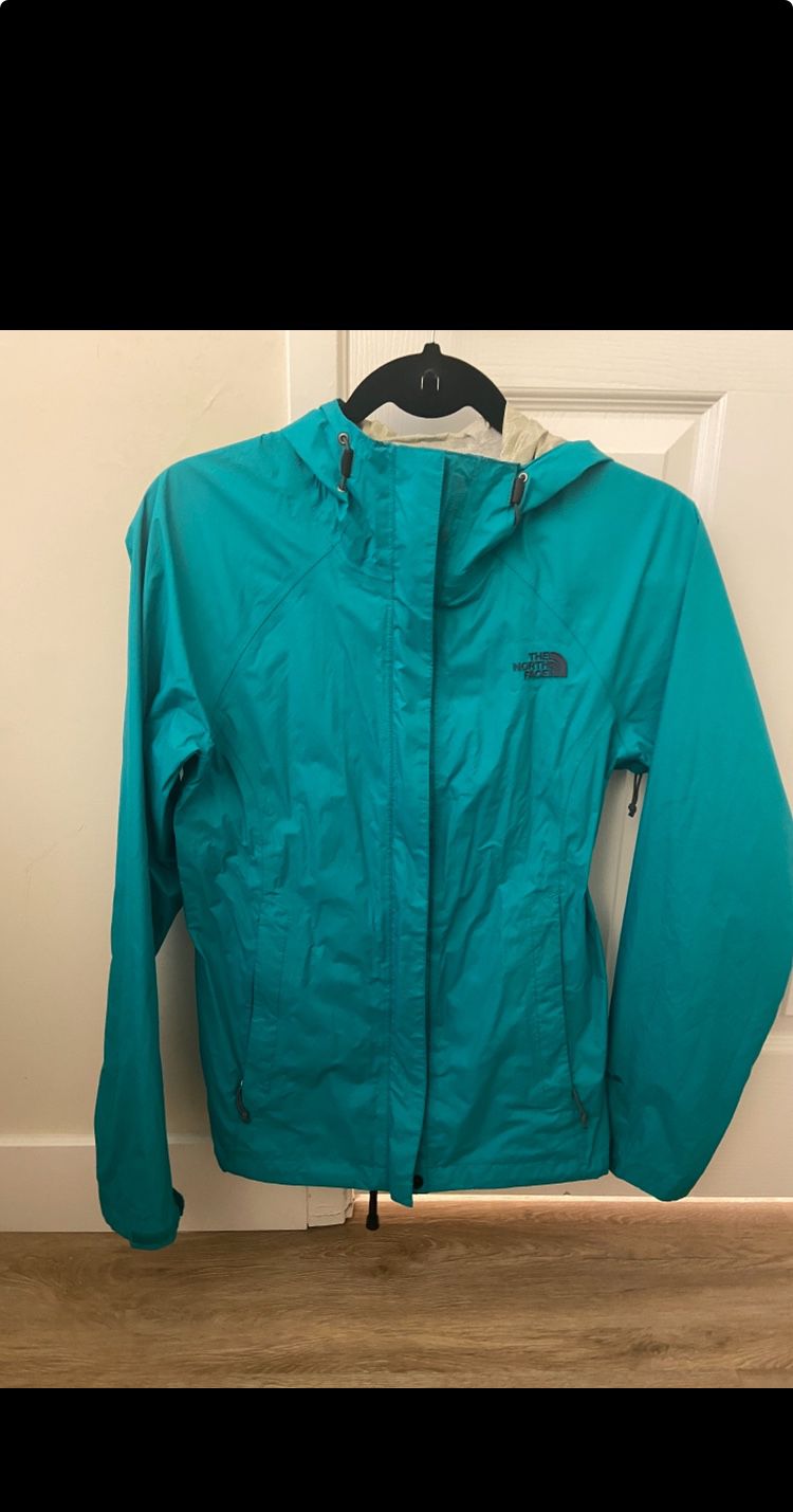 Women’s North Face Raincoat