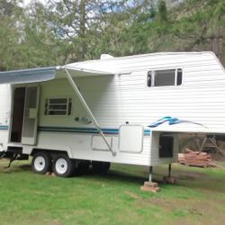 Aljo Fifth Wheel 2000 24”