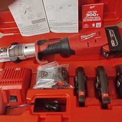 Milwaukee M18 FORCE LOGIC Press Tool 