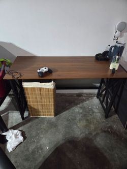 Wood Top Desk with Black Metal Frame