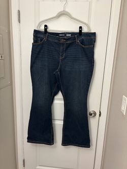 Torrid Luxe Slim Boot mid rise Jean - barely worn