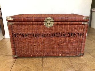 Wicker Storage Chest Vintage 36”x20”x21”