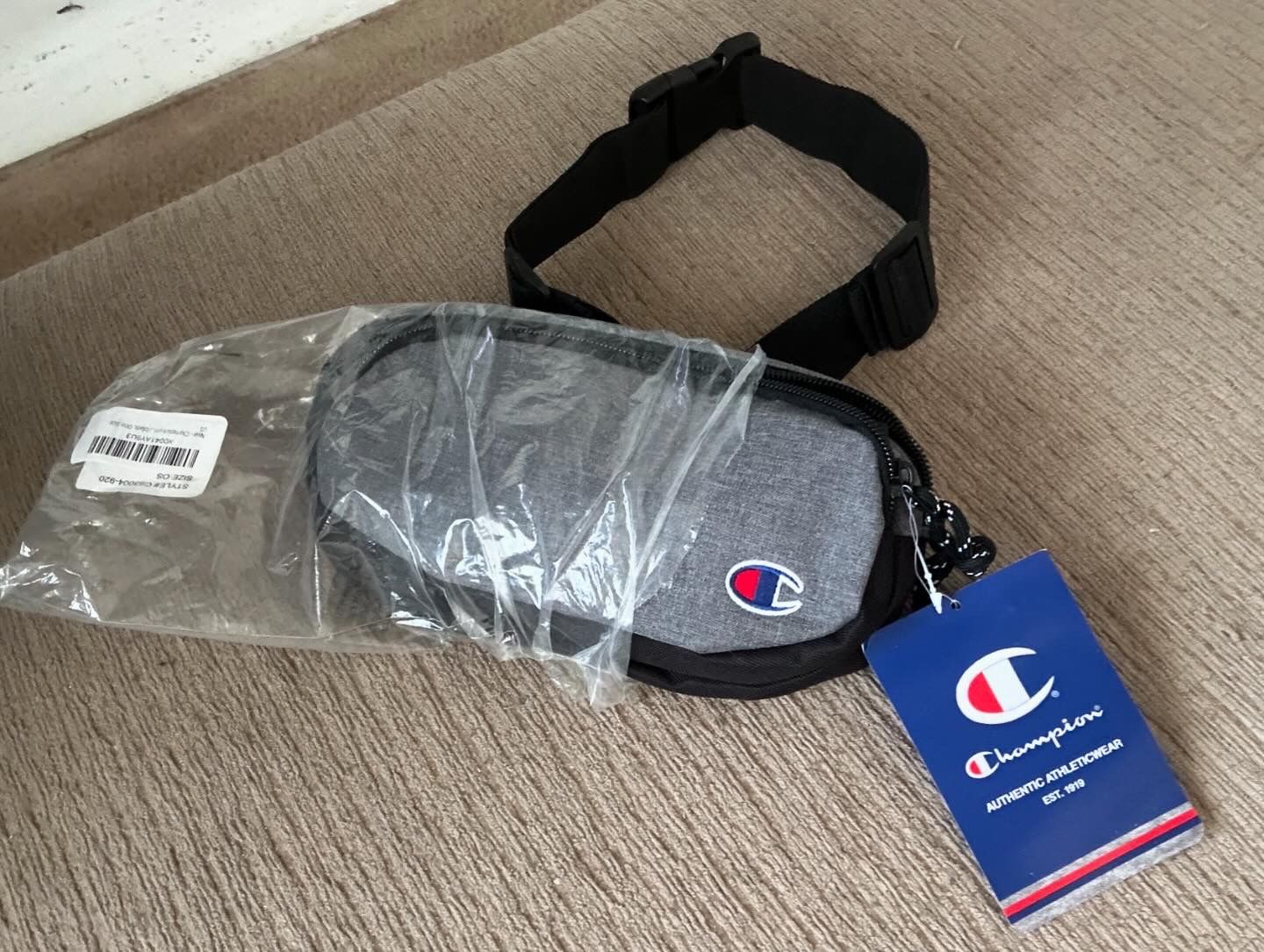 Unisex Brand New Fanny Pack, Size: One Size Fits All, $25