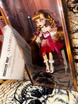 Mattel Monster High Annabelle Skullector Doll