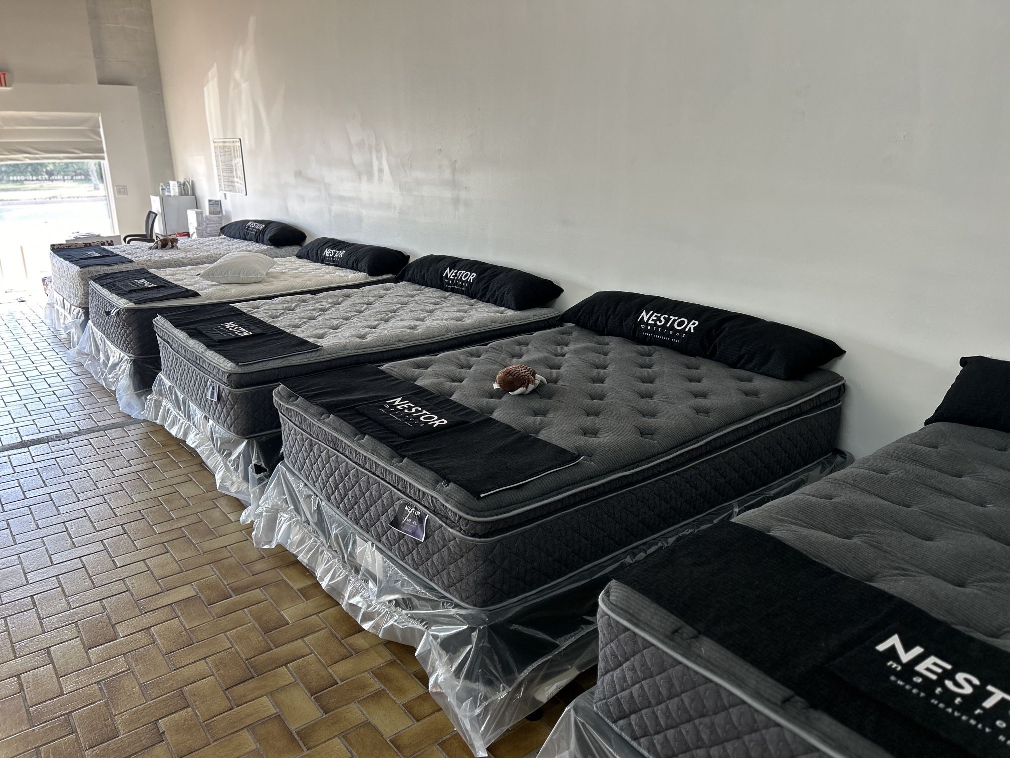 Experience unparalleled comfort with Nestor mattresses today.