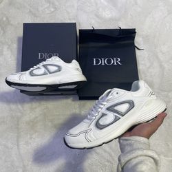 Dior B30 White
