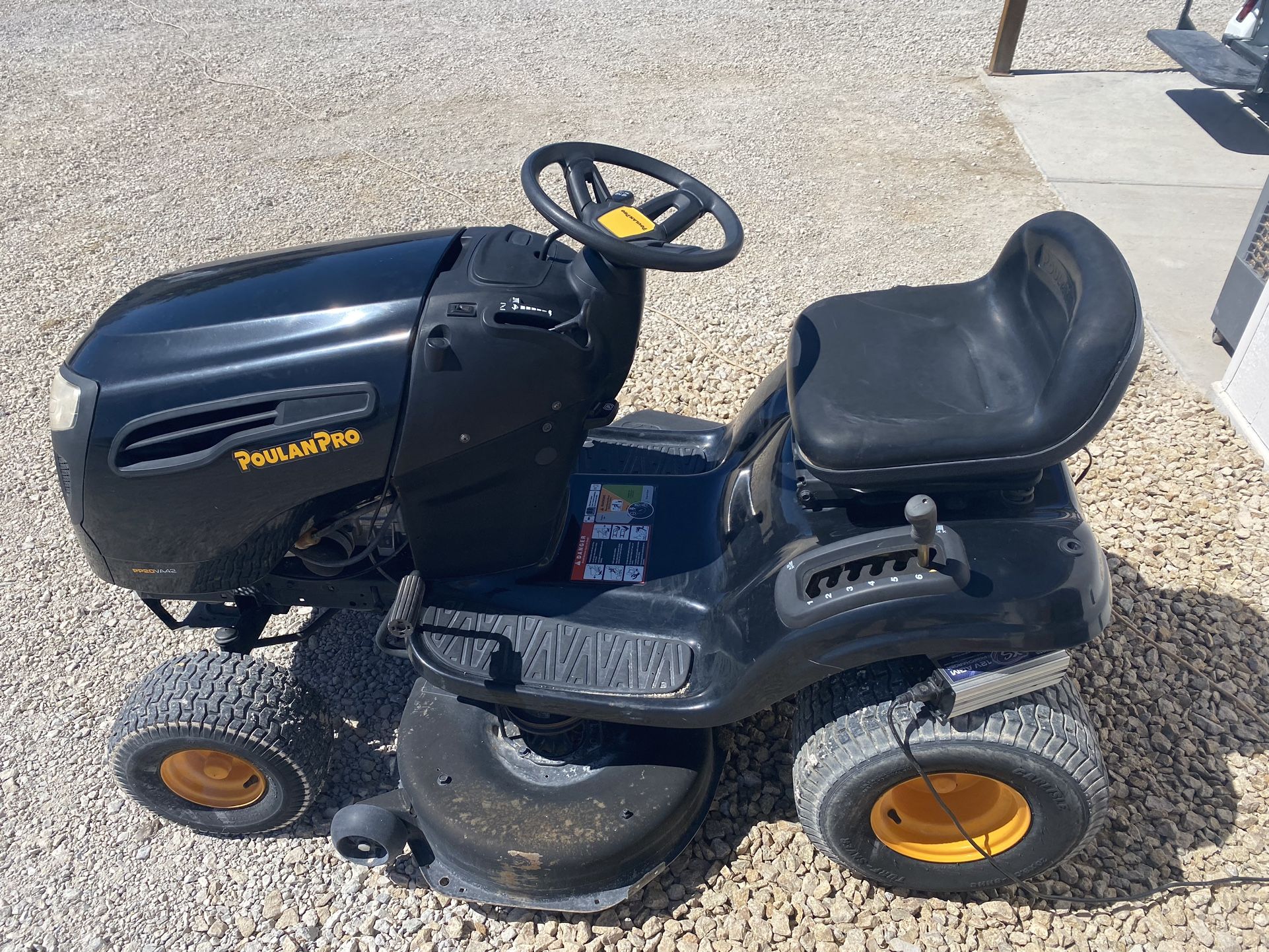 Poulan Pro Riding Mower