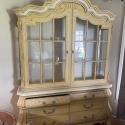 Beautiful Wood Hutch