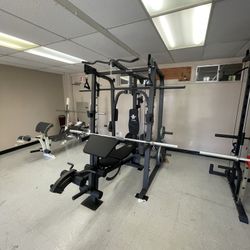 Vesta Fitness Smith Machine 2001 w/Bench Attachment | 230lb Bumpers Weights | 7ft Olympic Bar | Fitness | Gym Equipment | FREE DELIVERY 🚚 