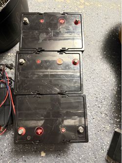 3x 12 volt Batteries with charger