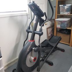 Schwinn 470 Elliptical Machine Brand New 