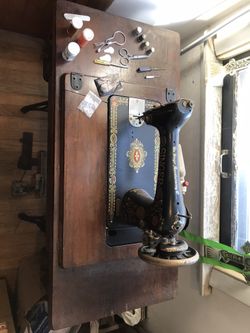 Singer Sewing Machine