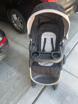 Grace stroller with tray