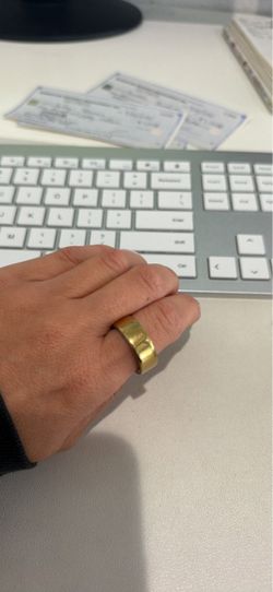 Gold Oura 4