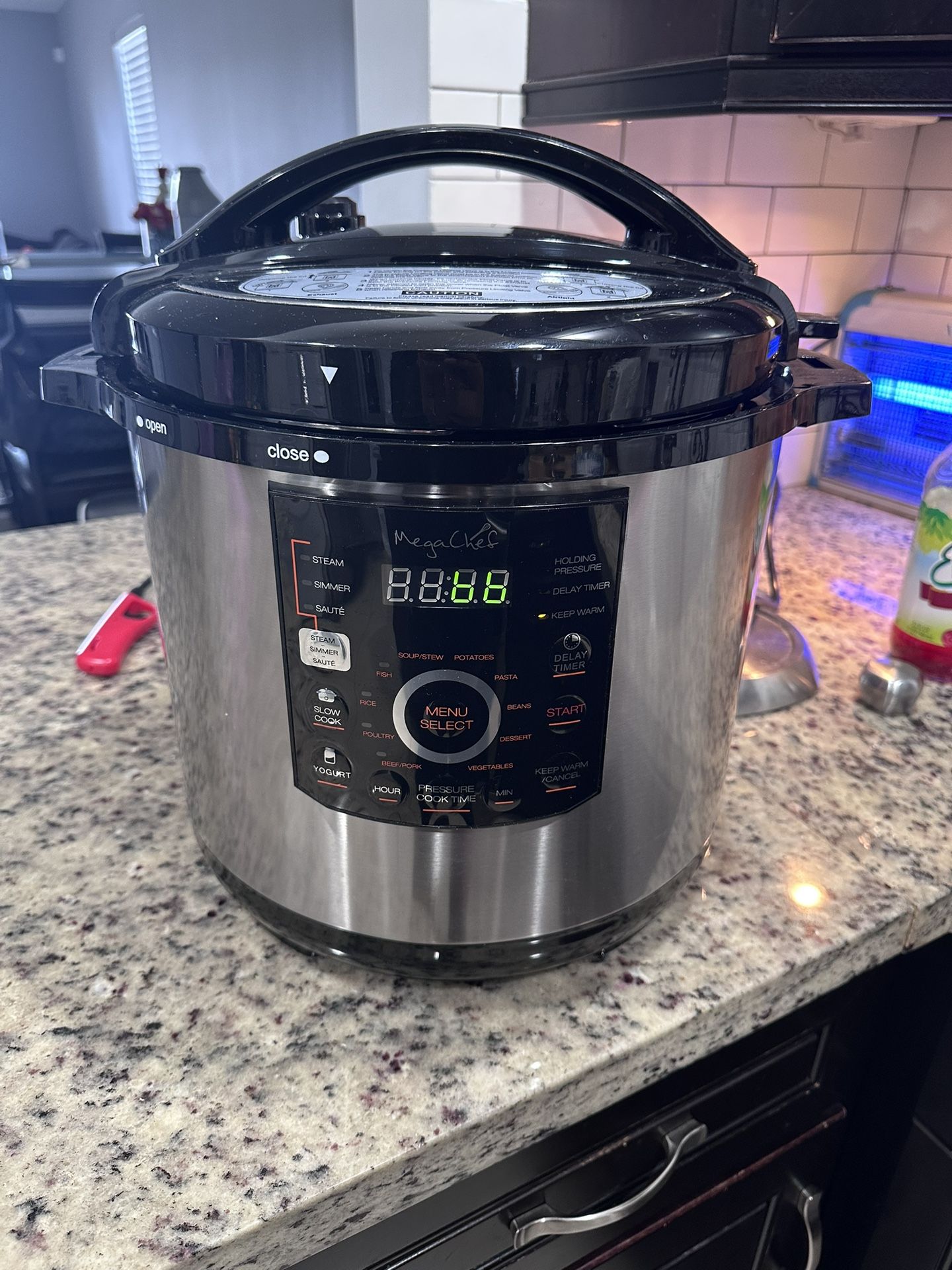 12 Quart Digital Pressure Cooker