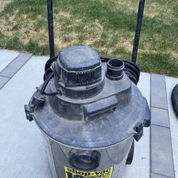 10 Gallon Industrial Shop Vac