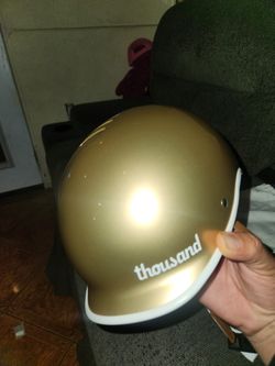 Helmet Thausend
