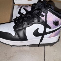Air Jordan 1 MID SE