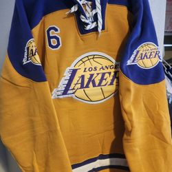 LeBron James Los Angeles Lakers Basketball Sweater/XXL 