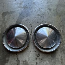 Chrysler Early 70's Hubcaps