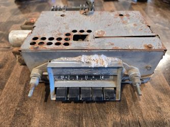 1957? Belair Radio (For Parts Or Repair)