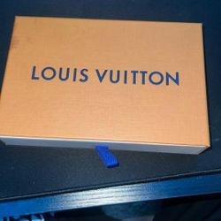 Lv passport holder
