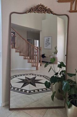 Z-Gallerie Mirror (like new)