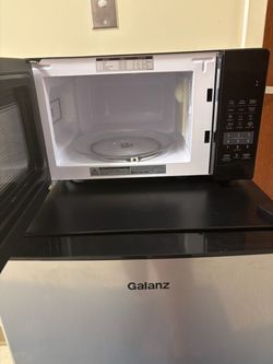 Mini Fridge/Microwave OBO