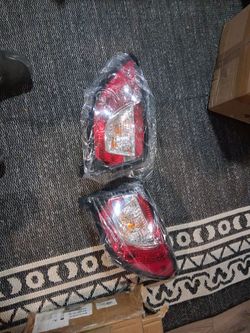 2013 2014 2015 2016 2017 Chevy Traverse Tail Lights Assembly Replacement for 13-17 Traverse Rear Brake Lamp Turn Signal Back Up Taillight Red Lens L+R
