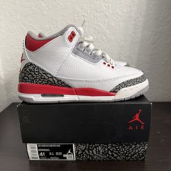 Jordan 3 Fire Red 